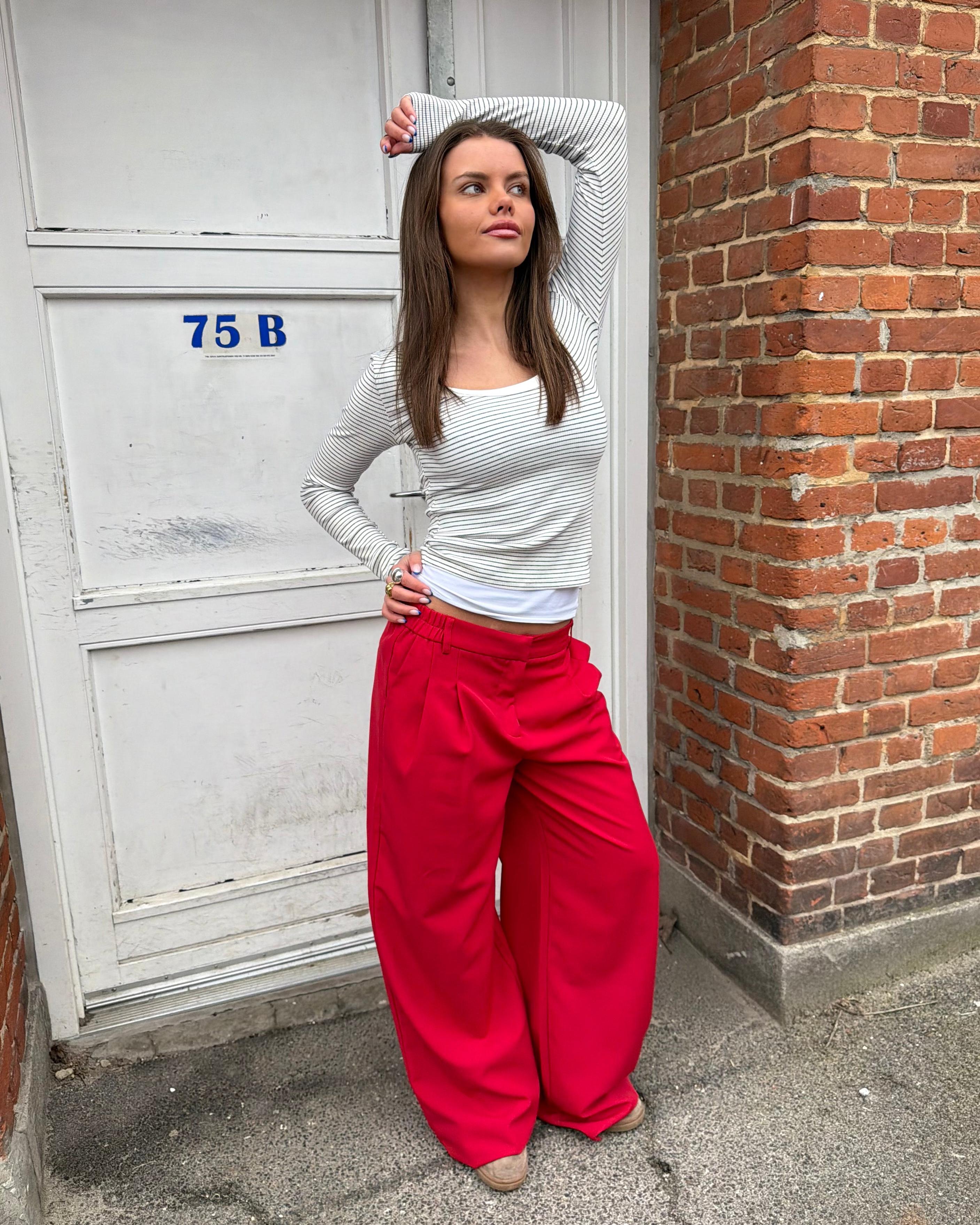 AIA BAGGY SUIT PANT - RED