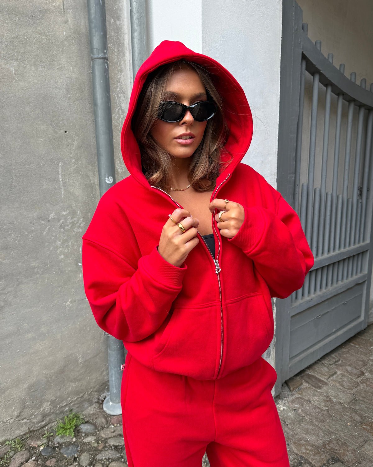 OVERSIZED ZIP HOODIE - RED