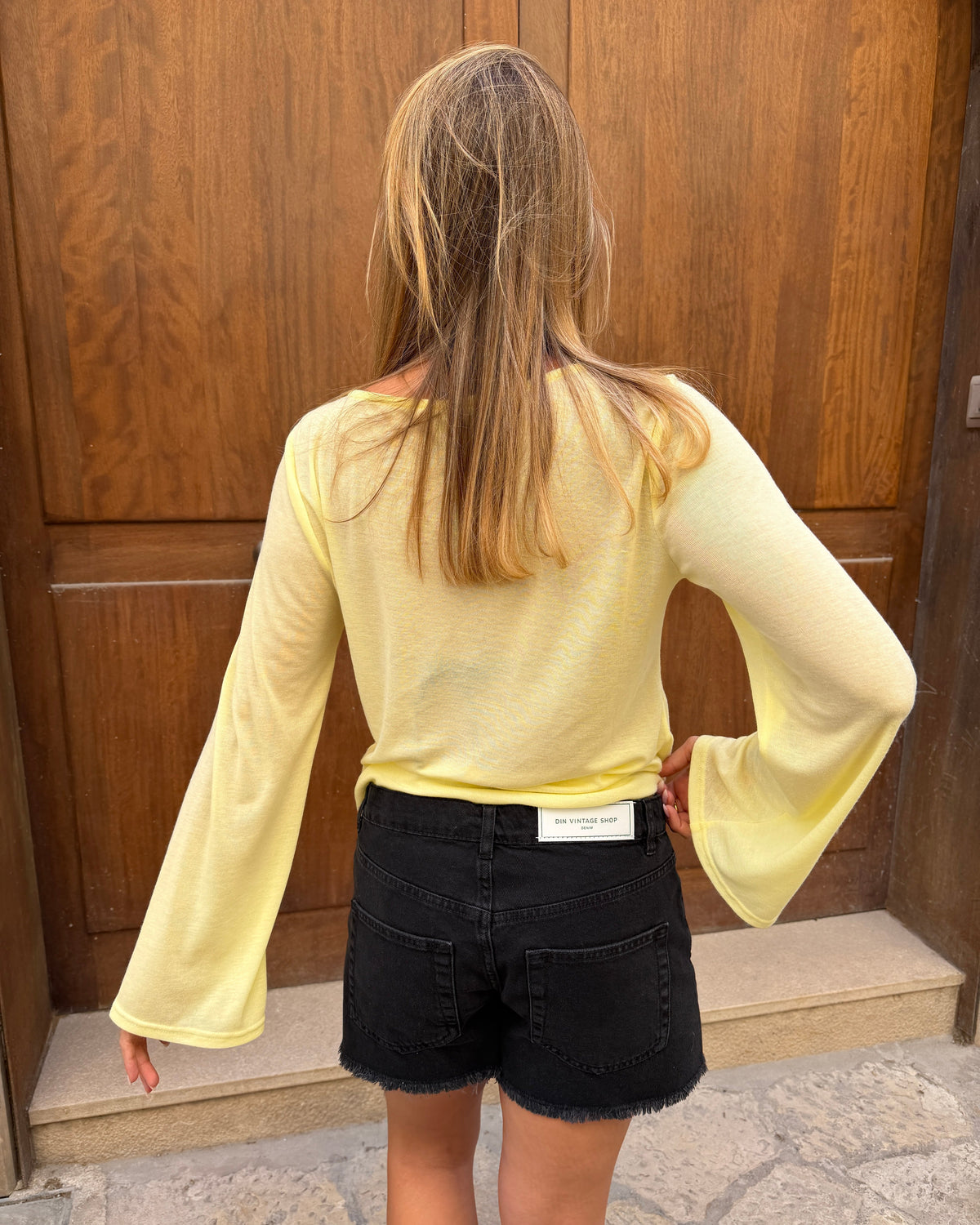 ANEMONE WIDESLEEVE TOP - BUTTER YELLOW