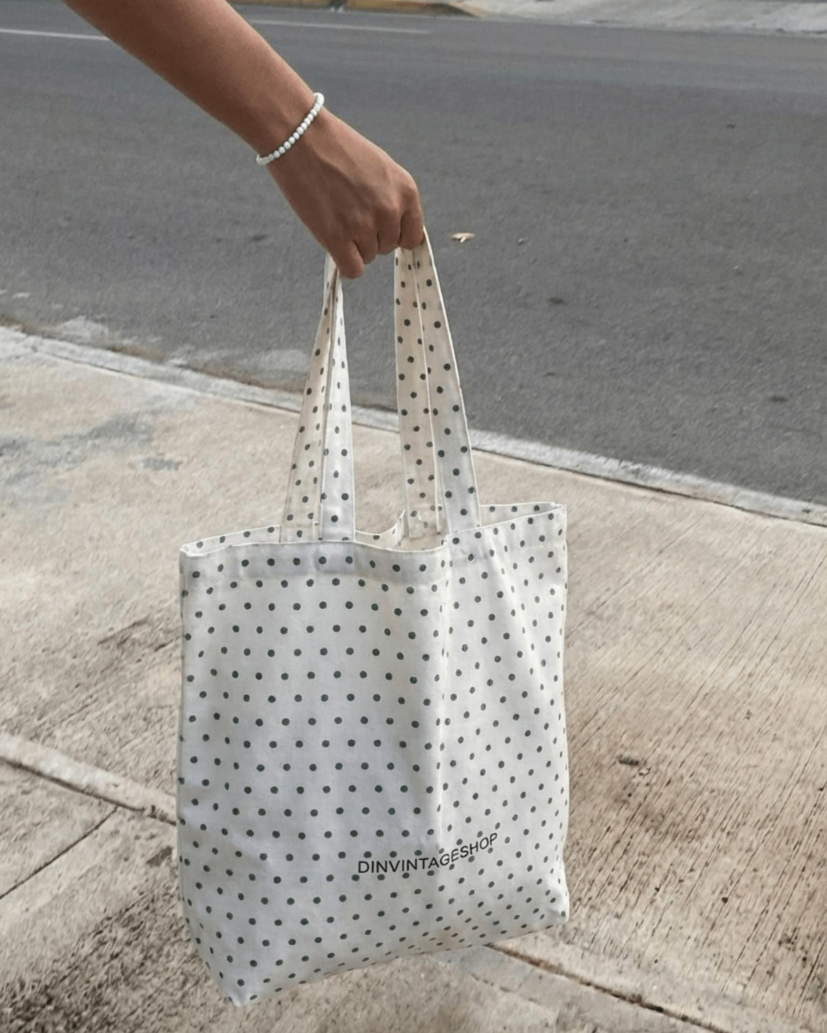 TOTEBAG - GREEN DOTS