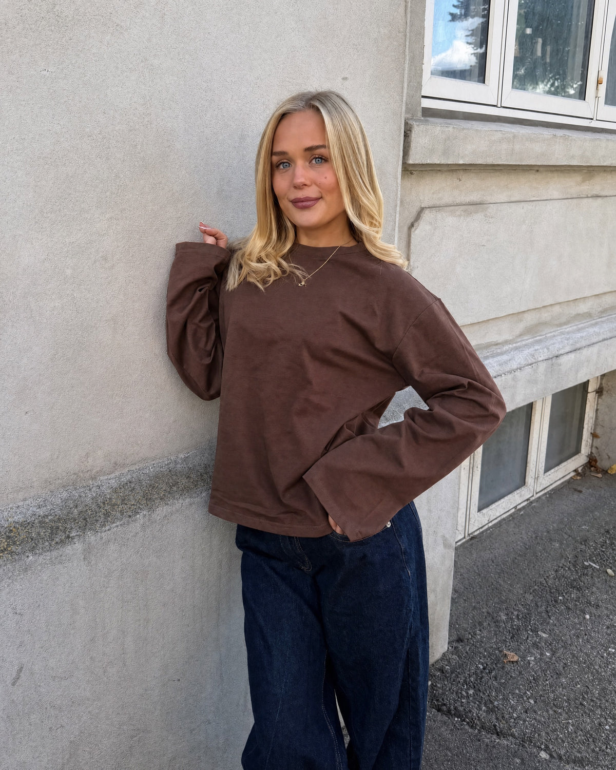 MYNTE TEE - BROWN - Dinvintageshop