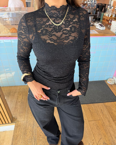 LEXI LACE TOP - BLACK