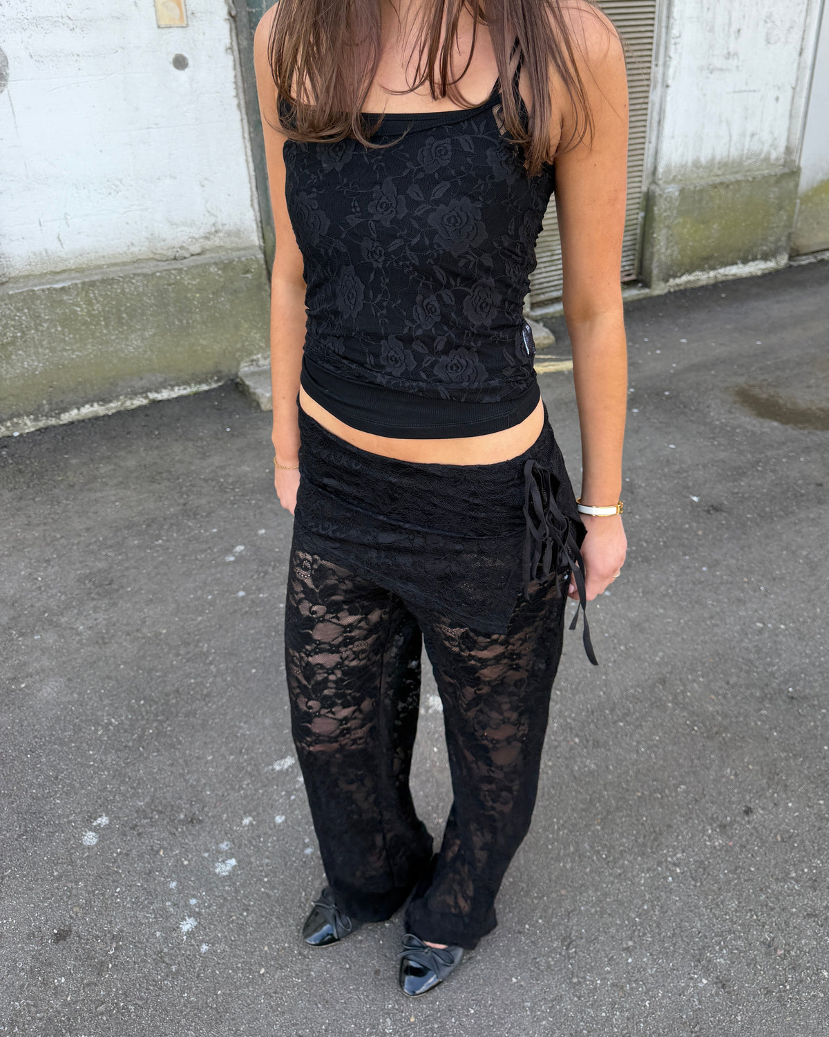 MALOU LACE TANK TOP - BLACK